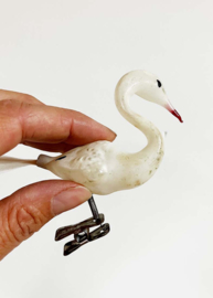 Glazen vintage kerstversiering - zwaan/ooievaar. Antieke vogel op knijpertje