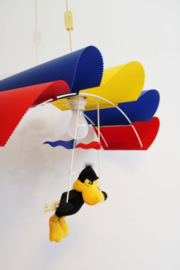 Vrolijke Looney Tunes lamp met Daffy Duck. Retro hanglamp