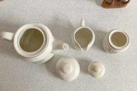 Vintage theepot met roomstel- Pinewood W.H. Grindley. Aardewerk retro servies