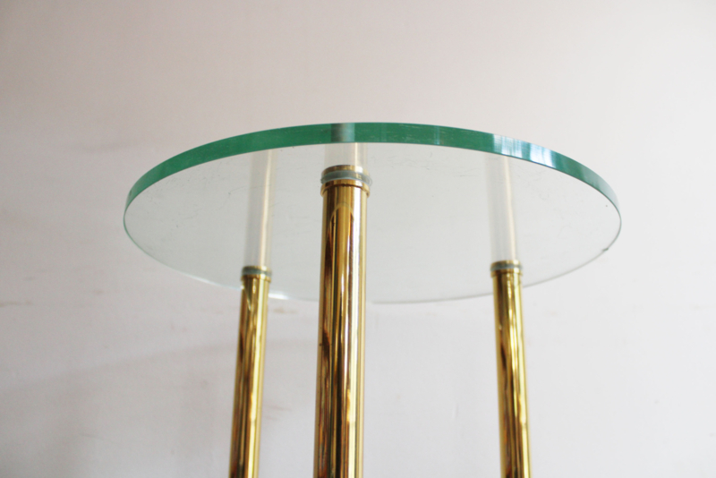 Auto toernooi hotel Goudkleurige vintage plantentafel met glazen bladen. Messing? | Tafels |  Flat Sheep