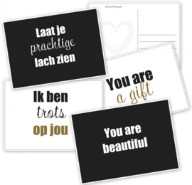 Ansichtkaarten set You are a gift | 8 stuks