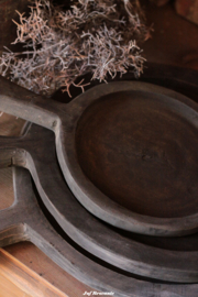 Sobere houten schaal met handvat driftwood middel