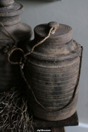 Nepalese kruik /Nepalese pot met deksel nr. 6