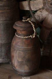 Houten kruik met deksel en touw 'vintage brown'