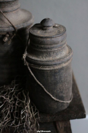 Nepalese kruik /Nepalese pot met deksel nr. 2