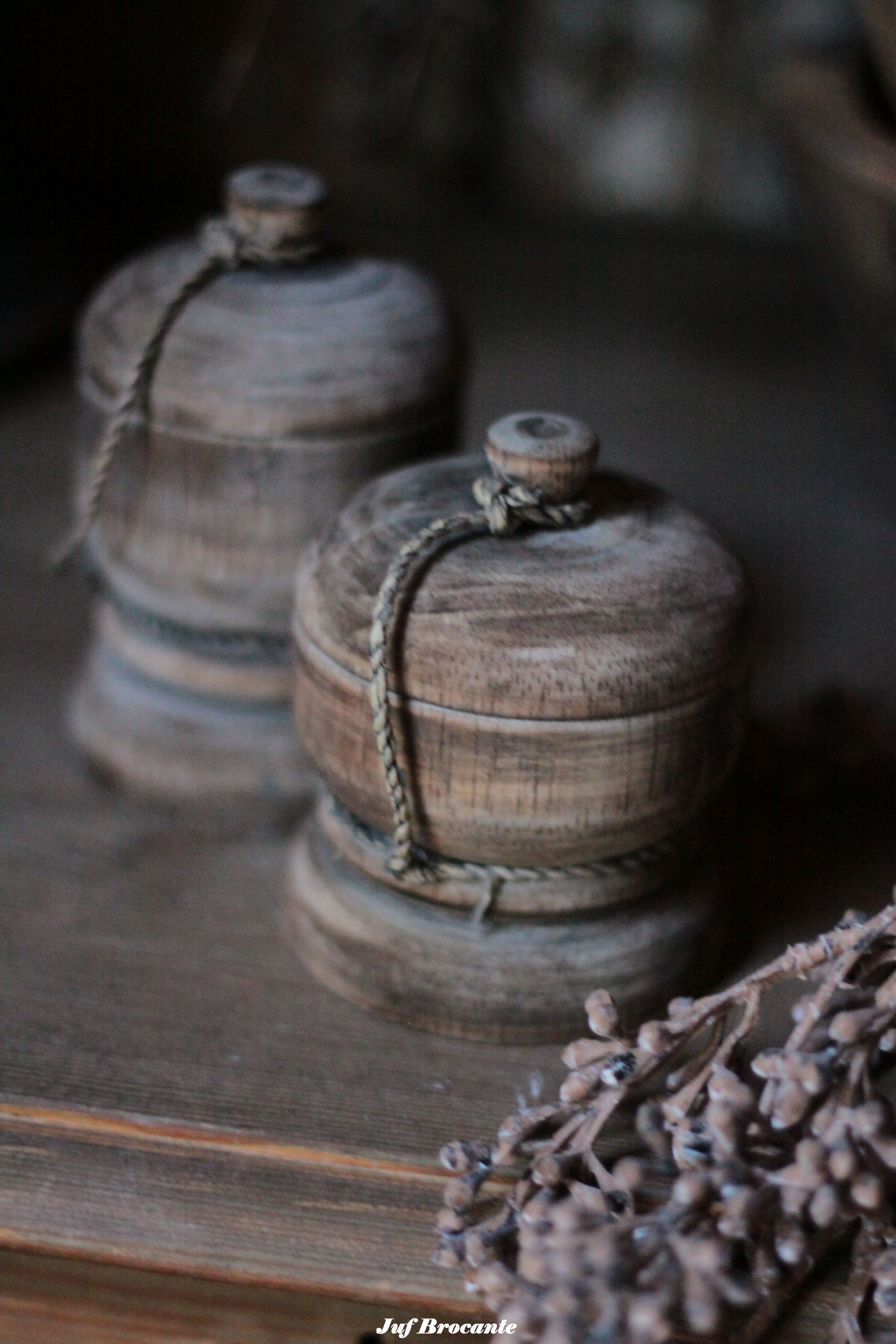 Houten potje met deksel 'vintage brown'