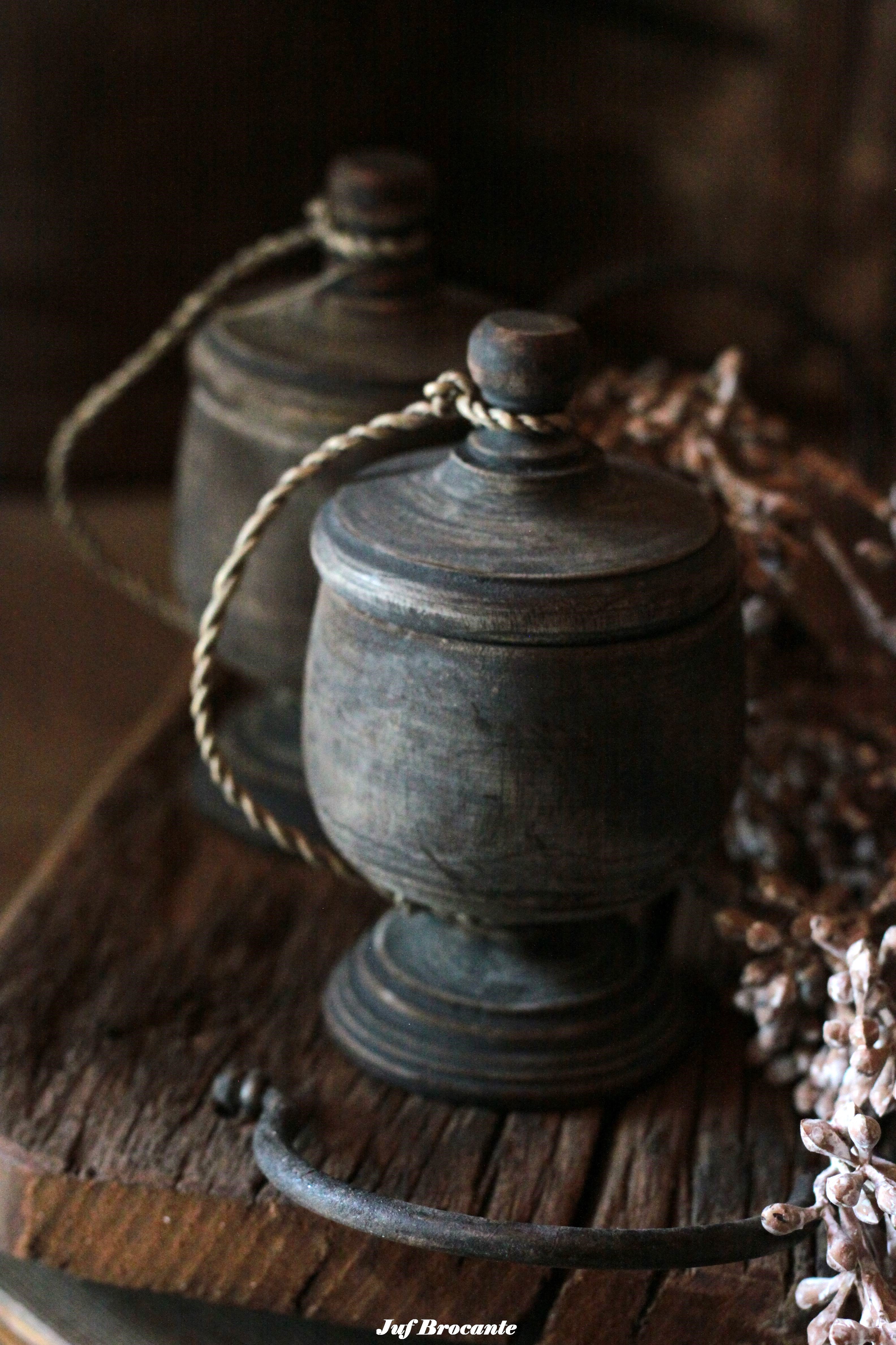 Houten potje met deksel 'vintage black'