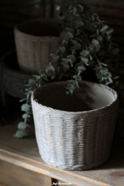 Bloempot steen rond 'rattanlook