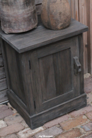 Houten nachtkastje  driftwood