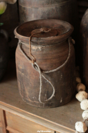 Nepalese kruik /Nepalese pot met deksel nr. 14