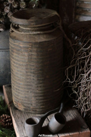Nepalese kruiken en kruikkettingen