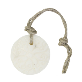 Zeephanger batik naturel met ghassoul parfum mille fleurs