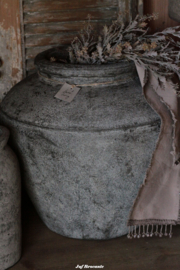 'Land Living' kruik in grey finish XL