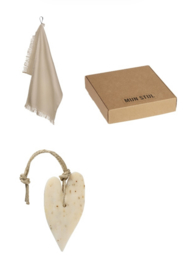 Cadeauset zeep en wafeldoek in geschenkverpakking