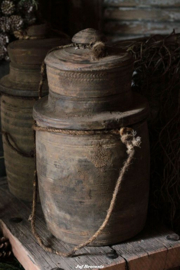 Nepalese kruik /Nepalese pot met deksel nr. 10
