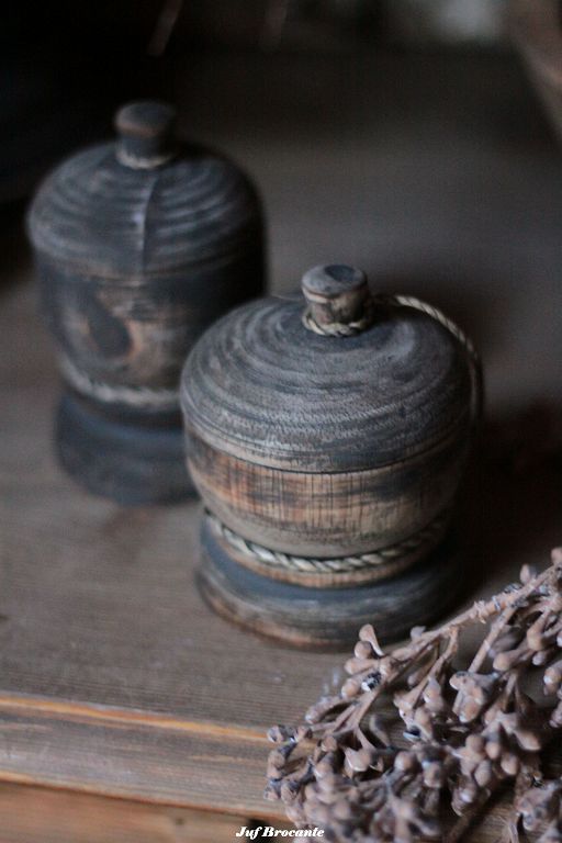 Houten potje met deksel 'vintage black'