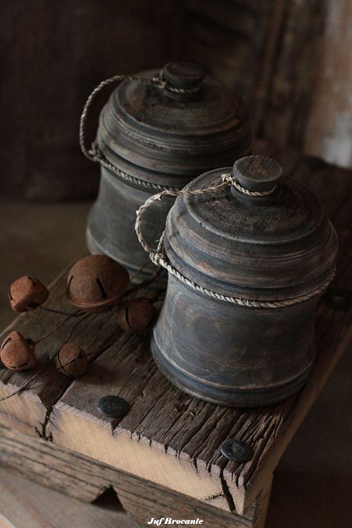 Houten pot met deksel 'vintage black'