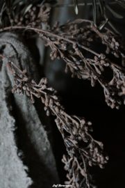 Brynxz faux greenery branch