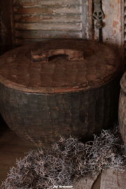 Houten pot met deksel nr.2