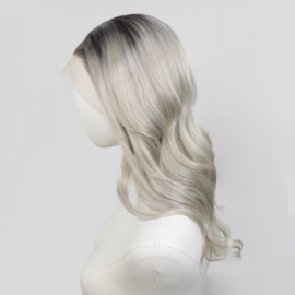 Luxe Synthetische Lace Front Pruik - Khloe Waves (donkere uitgroei met ijzig blond)