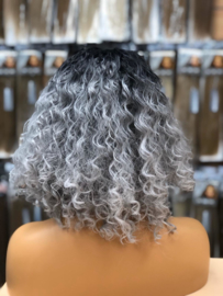Synthetische Wig Roots/ Grey Curly - Blac