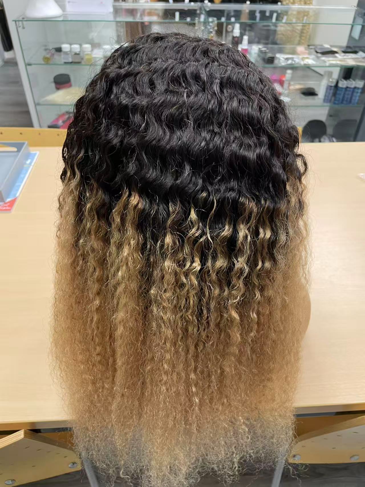 Sale - Machine made Wig-No lace- 100% Human Hair - 22inch Kinky curl 6 color T1b/27