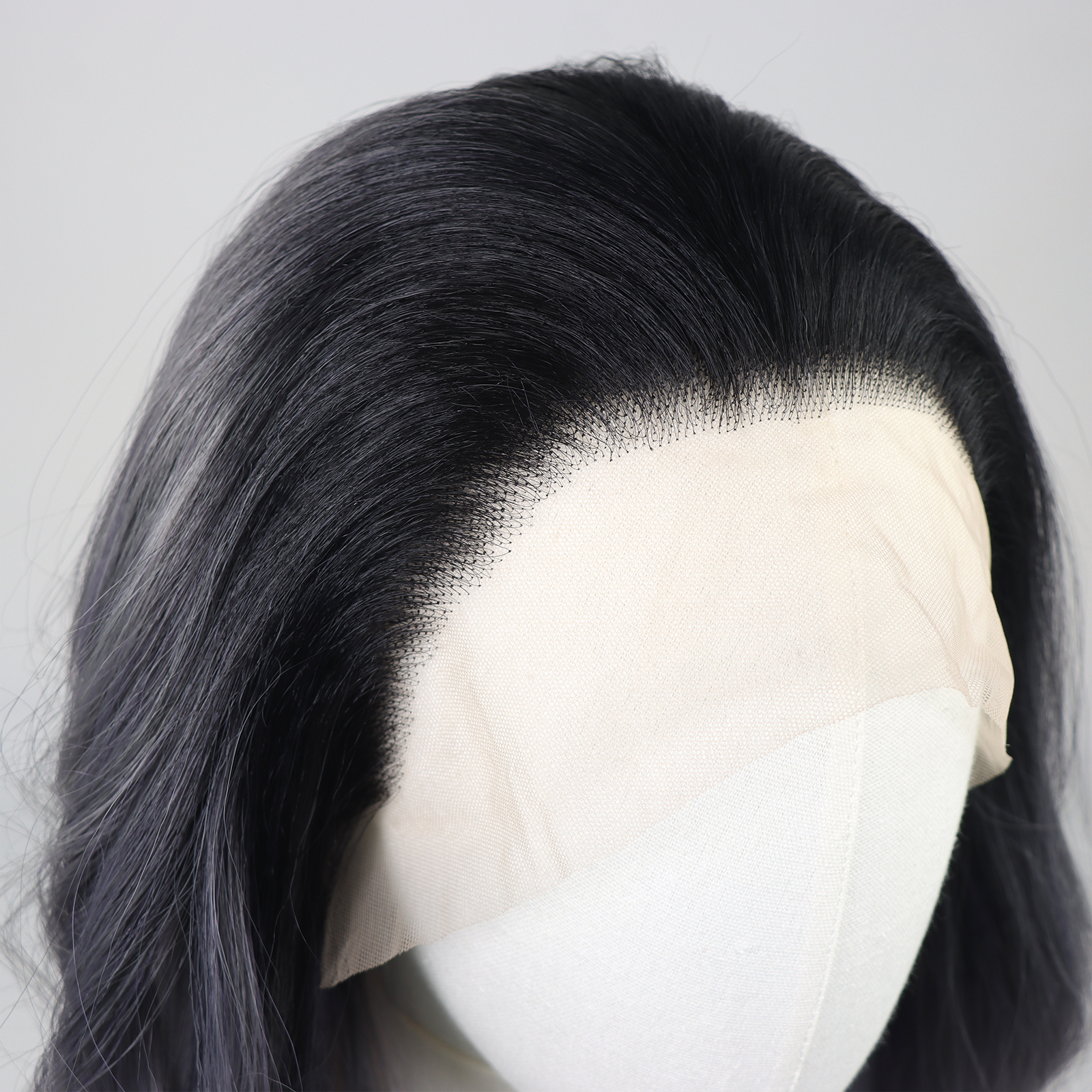Luxe Synthetische Lace Front Pruik - Rihana (Zilvergrijs balayage)