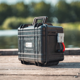 Voltacase Outdoorcase 12V 50AH (LiFePO4)(WATERDICHT) Zwart