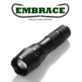 Embrace Lamp Militaire LED Zaklamp 2000 Lumen