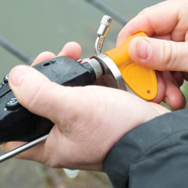 Carp Spirit Tool 2 in 1 Key