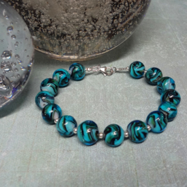 Armband van lampwork kralen