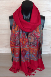 sjaal in rood met bloemenrand