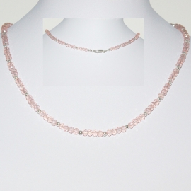 Ketting van kristalglas in roze