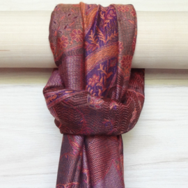 sjaal bruin met ingeweven dessin