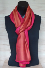 sjaal oranje rood-roze en oranje