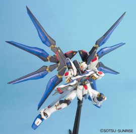 Gundam Model Kit MG 1/100 Strike Freedom Gundam Z.A.F.T. - Bandai [Nieuw]