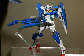 Gundam Model Kit RG 1/144 00 Qan[t] Celestial Being Mobile Suit GNT-0000 - Bandai [Nieuw]