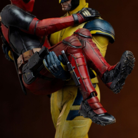 Deadpool Deluxe Art Scale Statue 1/10 Deadpool & Wolverine 21 cm - Iron Studios [Pre-Order]