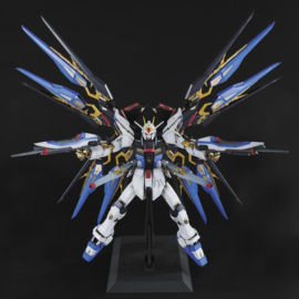 Gundam Model Kit PG 1/60 Strike Freedom Gundam - Bandai [Nieuw]