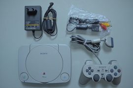 Playstation 1 Console (PsOne) + PsOne Controller [Geschikt voor Imports]