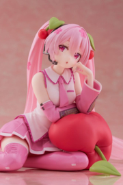Hatsune Miku Figure Sakura Miku Cherry Cushion Desktop Cute Ver. 13 cm - Taito [Nieuw]