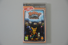 PSP Ratchet & Clank Size Matters (PSP Essentials)