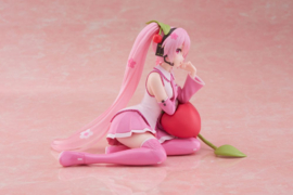 Hatsune Miku Figure Sakura Miku Cherry Cushion Desktop Cute Ver. 13 cm - Taito [Nieuw]