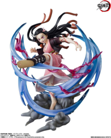 Demon Slayer Figure Nezuko Kamado Demon Form Advancing Ver. 20 cm - Tamashii Nations [Nieuw]