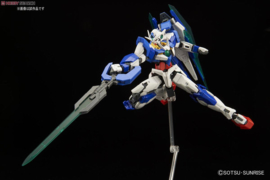 Gundam Model Kit RG 1/144 00 Qan[t] Celestial Being Mobile Suit GNT-0000 - Bandai [Nieuw]