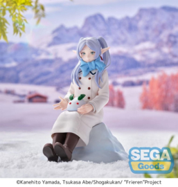 Frieren: Beyond Journey's End XStellar PVC Figure Frieren Snow Fun Ver. 14 cm - Sega [Nieuw]