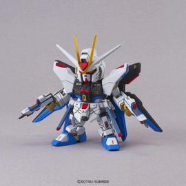 Gundam Model Kit SD Gundam EX-Standard ZGMF-X20A Strike Freedom Gundam - Bandai [Nieuw]