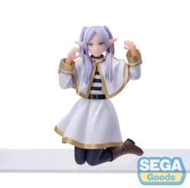 Frieren: Beyond Journey's End PVC Figure Frieren Perching 12 cm - Sega [Pre-Order]