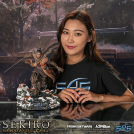 Sekiro: Shadows Die Twice Figure Sekiro 32 cm - First 4 Figures [Pre-Order]