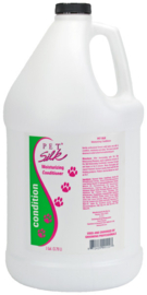 Pet Silk Moisturizing Conditioner 3,79 Liter met pomp -  Speciaal voor droge vachten